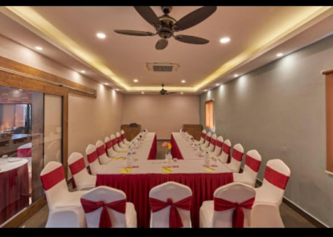Regenta Inn Grand Koramangala By Royal Orchid Hotels Бангалор Экстерьер фото
