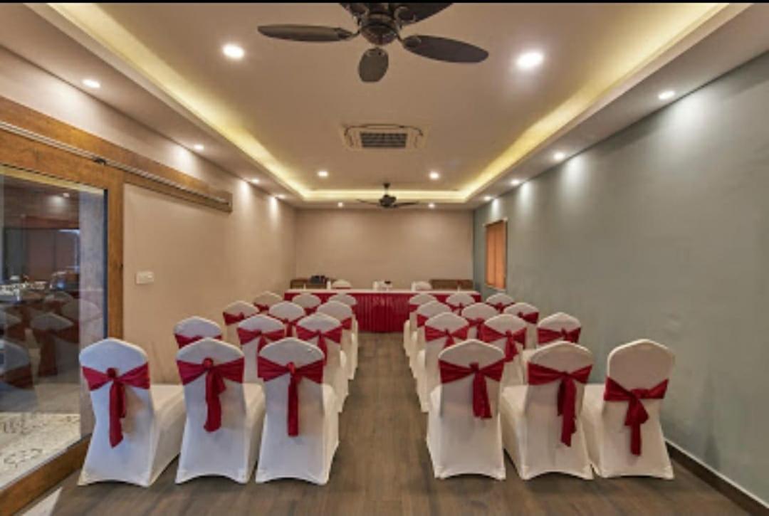 Regenta Inn Grand Koramangala By Royal Orchid Hotels Бангалор Экстерьер фото
