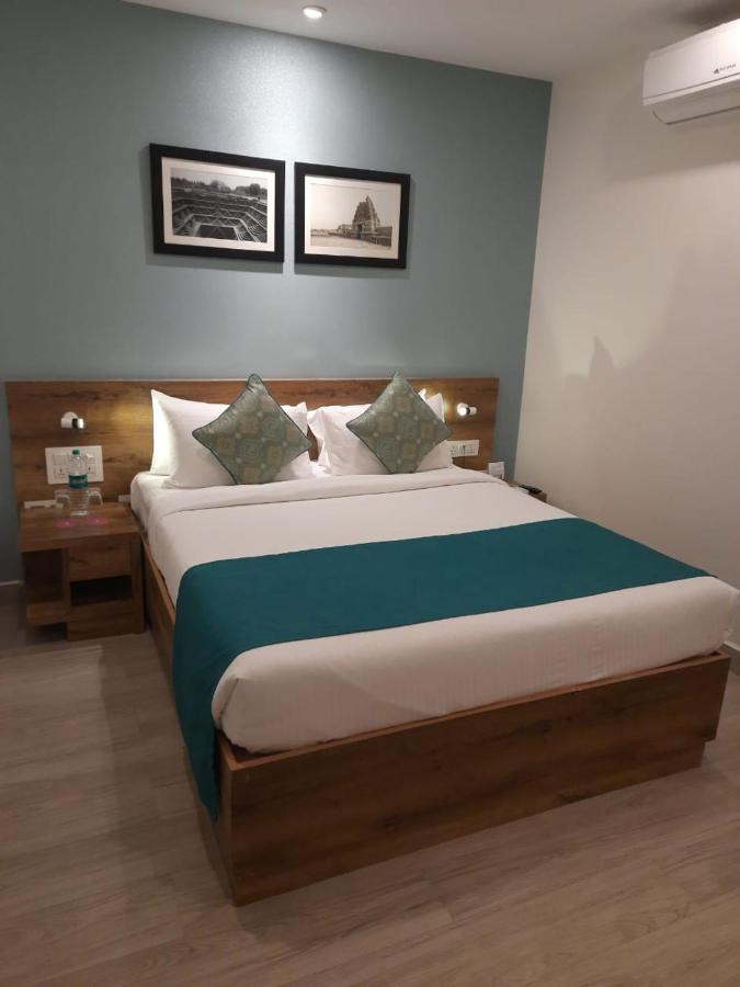Regenta Inn Grand Koramangala By Royal Orchid Hotels Бангалор Экстерьер фото